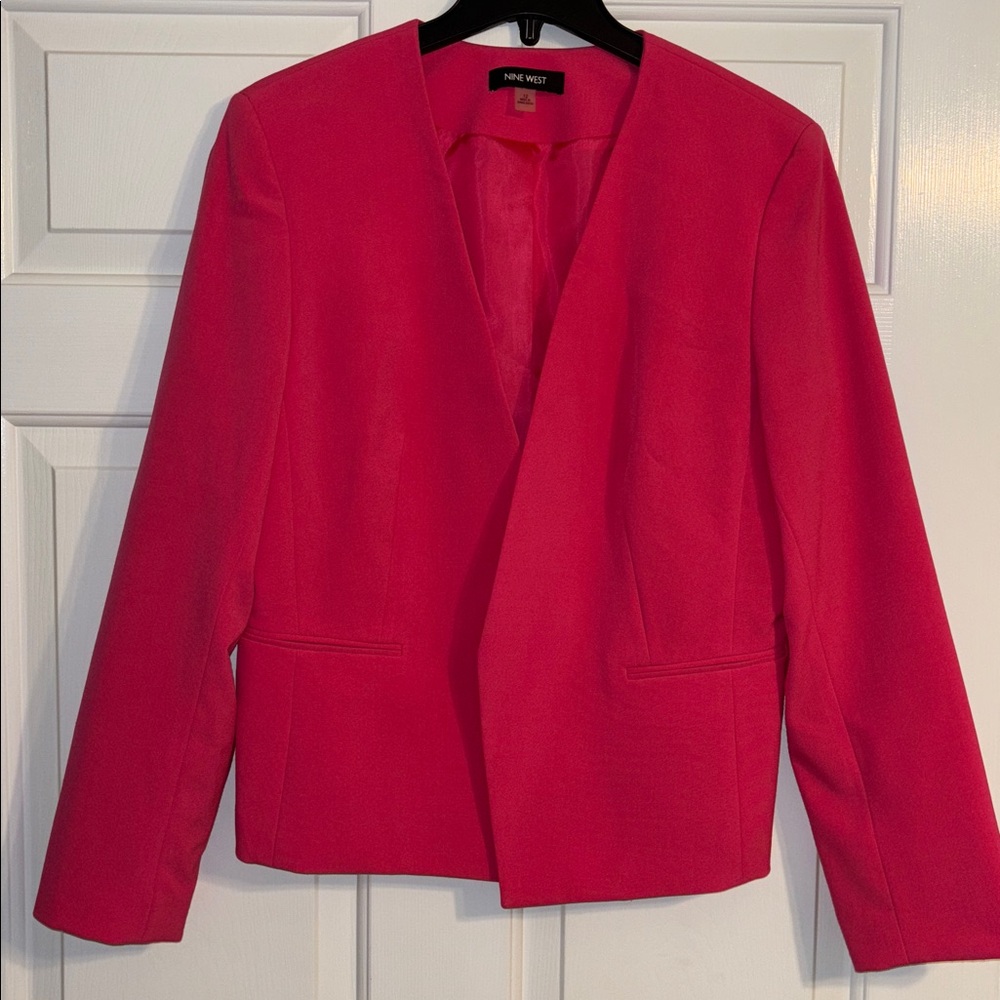 Nine West Blazer in Dark Pink. Long Sleeved
